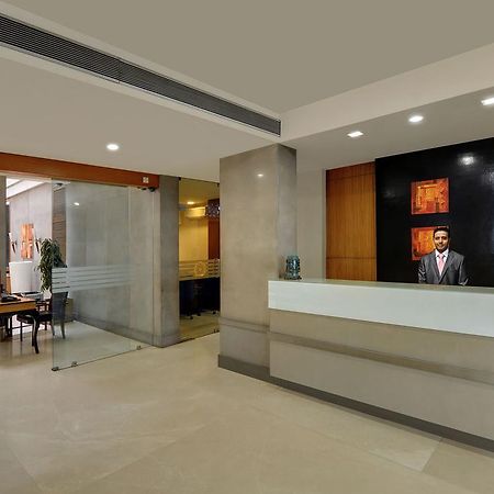 Hotel Woodland Pune Zewnętrze zdjęcie