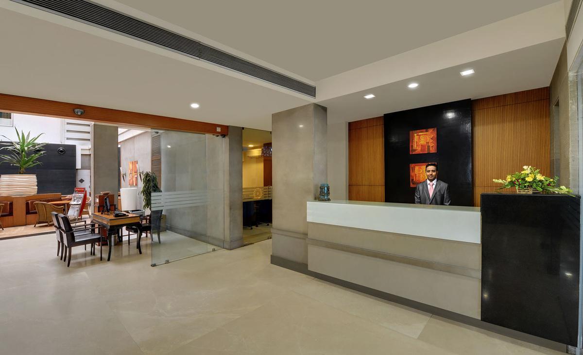 Hotel Woodland Pune Zewnętrze zdjęcie